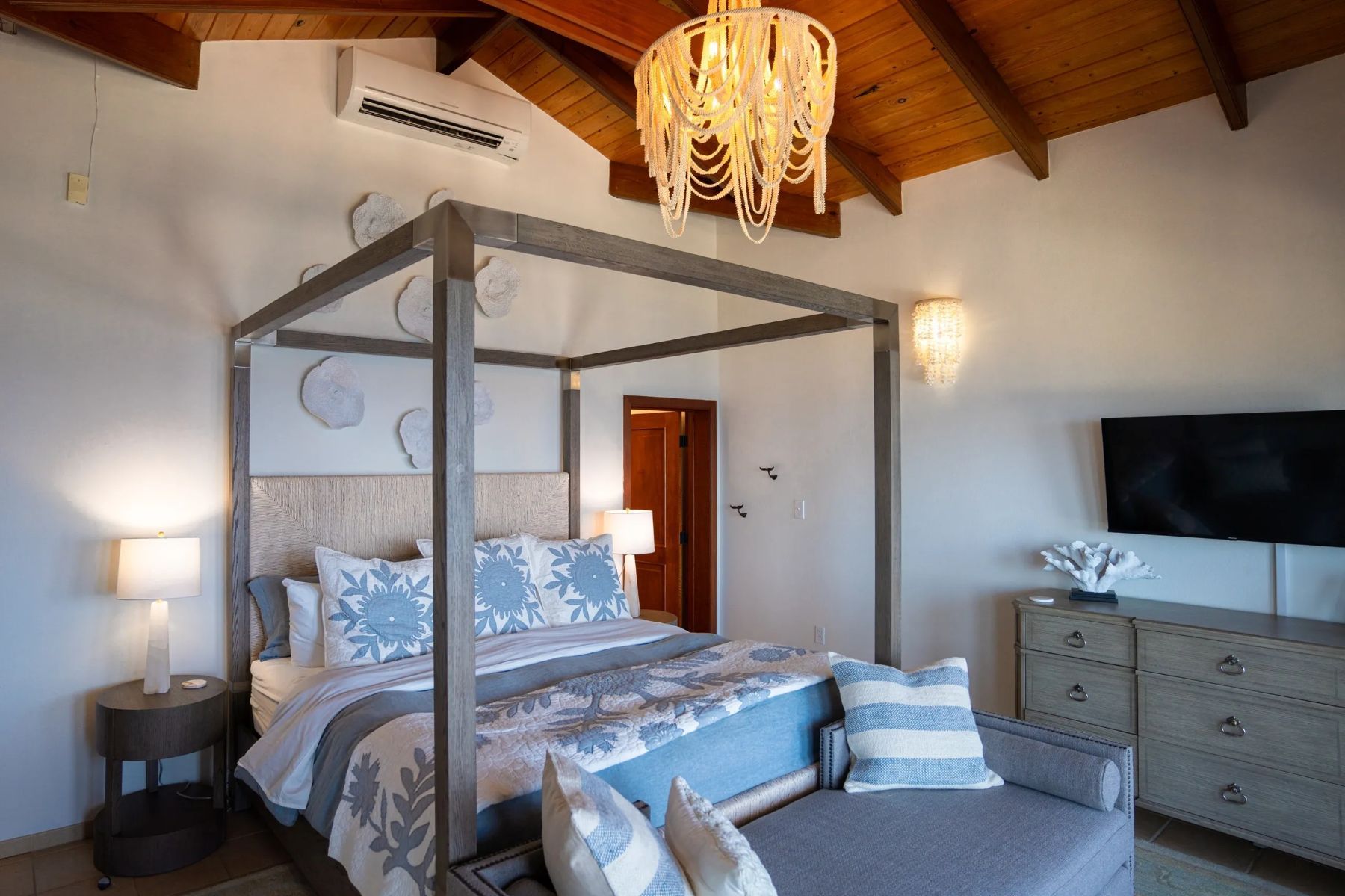 Aprés Sea villa photo.